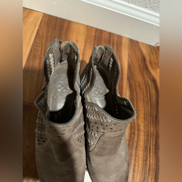 Vince Camuto booties. Very lightly worn. Excellent condition. Size 7 - Picture 2 of 4